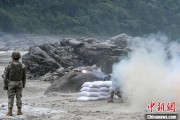梦见卖药西藏军区某部高原峡谷实弹射击 锤炼实战能力