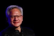 梦见卖药英伟达黄仁勋：编程人工智能如今就像训练一个人